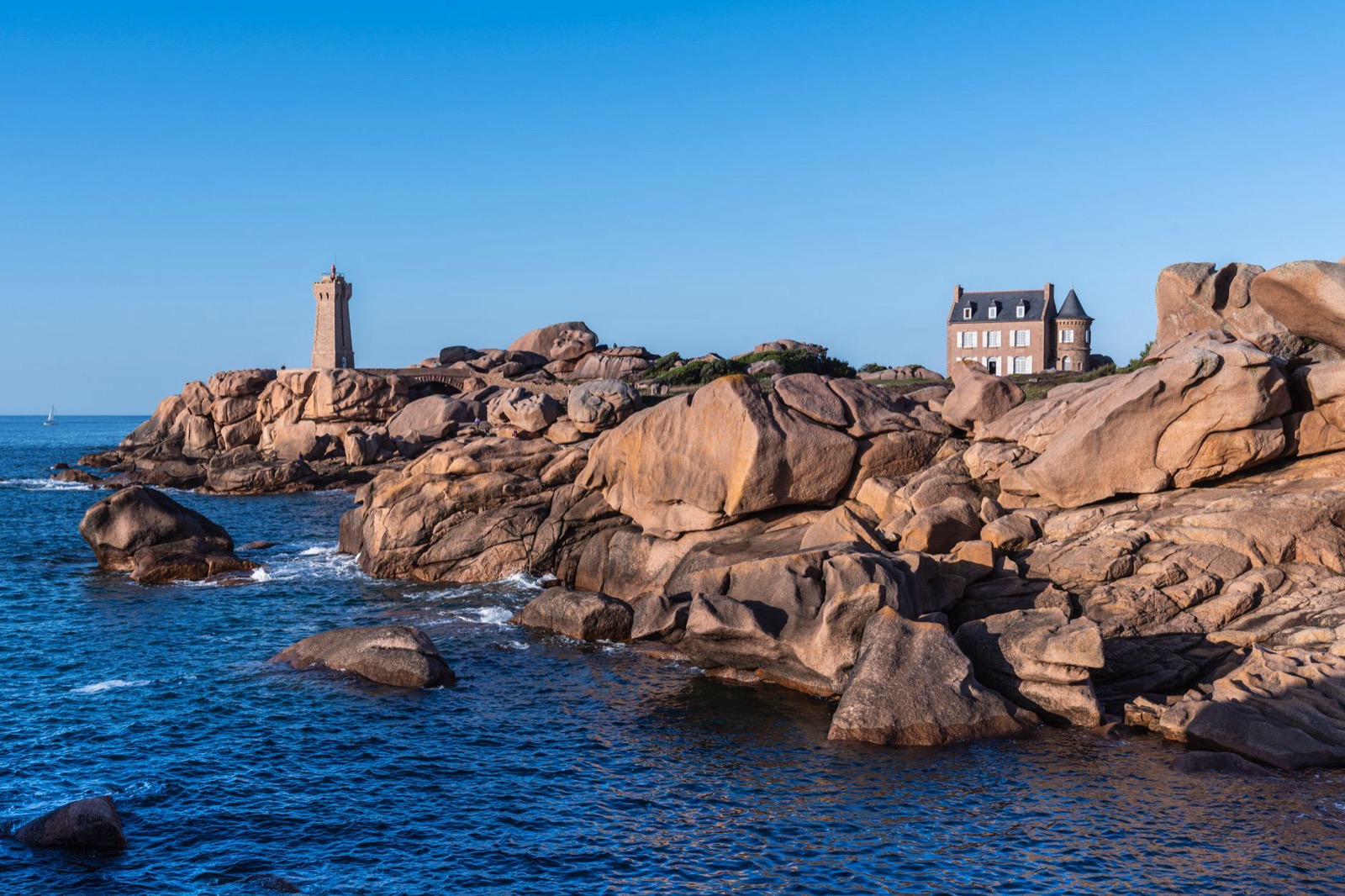 A rocky Atlantic coast in Brittany